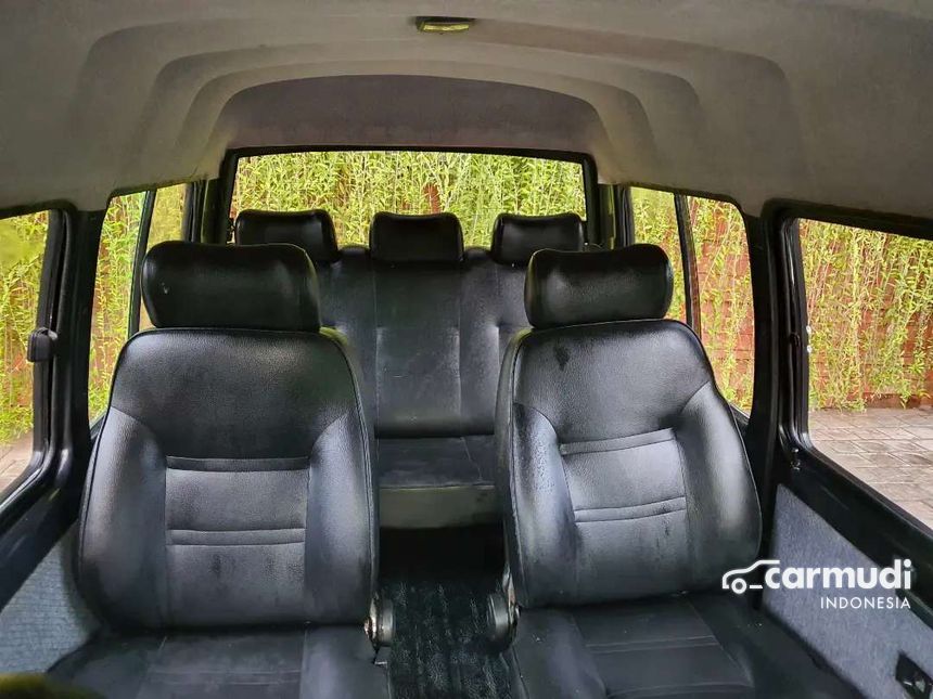 Mobil Suzuki Carry 1989 1.0 di Bali 