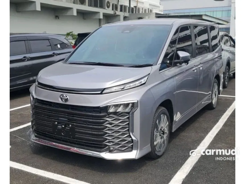 Jual Mobil Toyota Voxy 2024 2.0 di DKI Jakarta Automatic Van Wagon Silver Rp 606.700.000