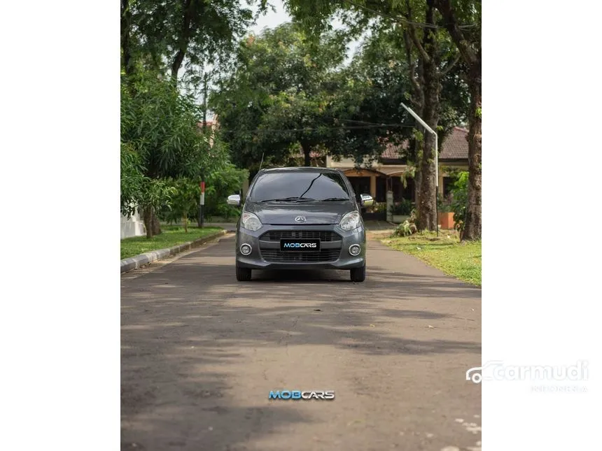 Jual Mobil Daihatsu Ayla 2014 M 1.0 di Jawa Barat Manual Hatchback Abu