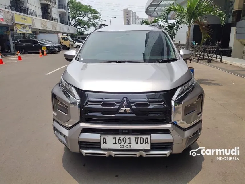 Jual Mobil Mitsubishi Xpander 2022 CROSS Premium Package 1.5 di Banten Automatic Wagon Silver Rp 235.000.000