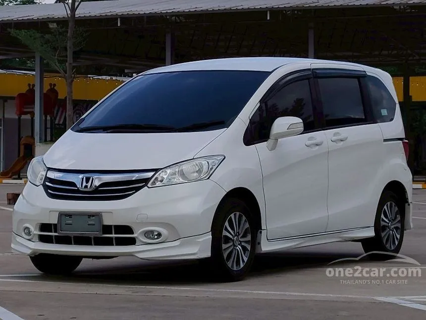 2014 Honda FREED E Wagon
