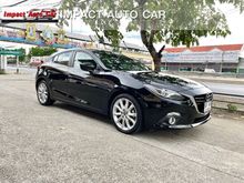 2015 Mazda 3 2.0 (ปี 14-17) SP Sports Hatchback