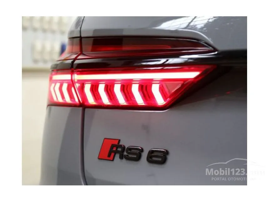 2023 Audi RS6 Avant Vorsprung Wagon