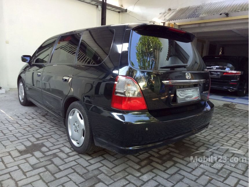 Jual Mobil  Honda  Odyssey  2002  2 4 di Jawa Tengah Automatic 