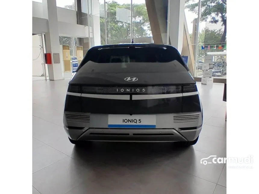 2025 Hyundai IONIQ 5 Signature Long Range SUV