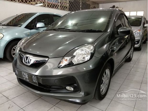 Honda Brio Mobil bekas dijual di Malang Jawa-timur 