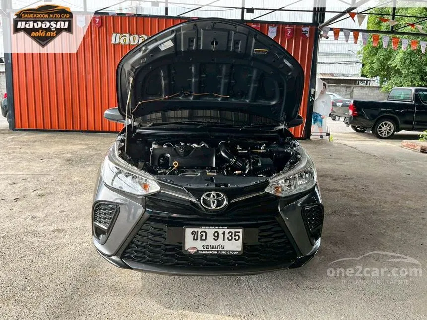 2022 Toyota YARIS Entry Hatchback