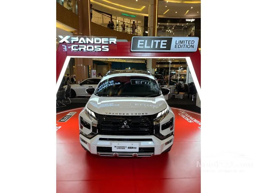 Jual Mobil Mitsubishi Xpander 2024 CROSS Elite 1.5 di Banten Automatic Wagon Putih Rp 300.000.000