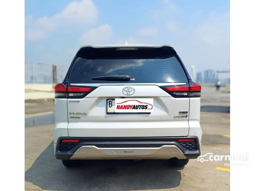 2023 Toyota Kijang Innova Zenix V HV Modellista (Premium Color) MPV