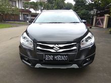 Suzuki New Sx4 S-Cross 1.5 MANUAL Tahun 2016 Silverstone TOP BANGET Siap Pakai
