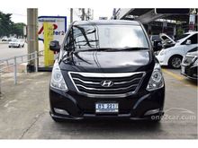 2016 Hyundai H-1 2.5 (ปี 08-17) Deluxe Van