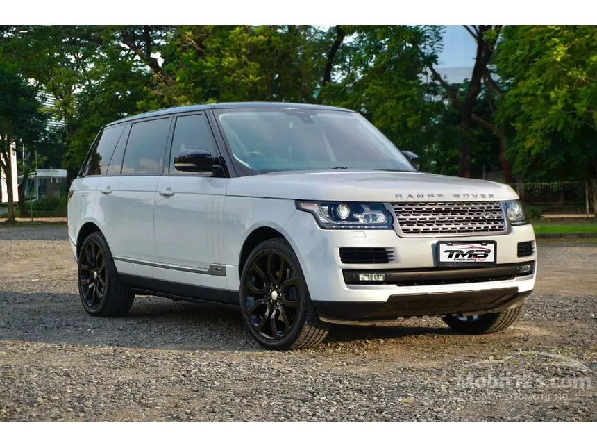 2015 Land Rover Range Rover Vogue SUV