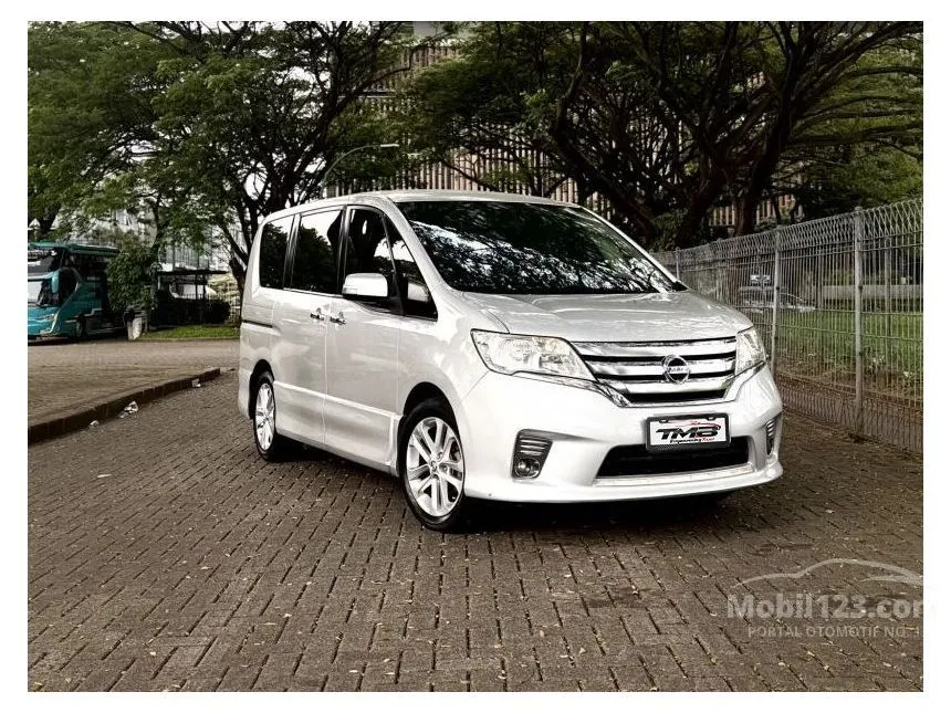 2014 Nissan Serena Highway Star MPV