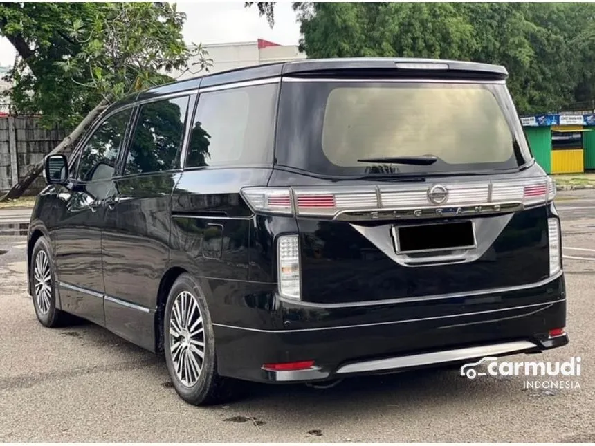 2014 Nissan Elgrand Highway Star MPV