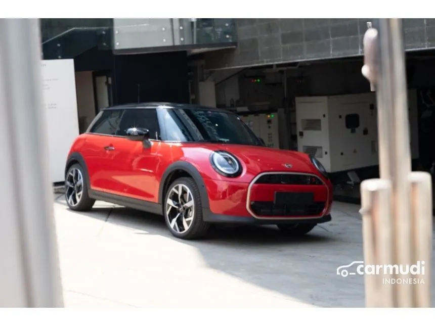 2024 MINI Cooper Cooper S Hatchback