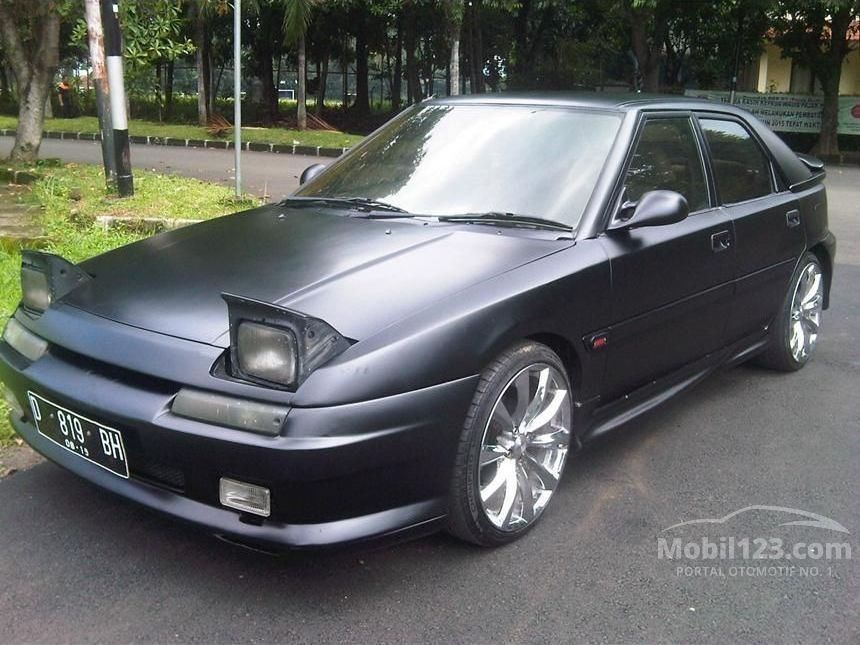 Jual Mobil  Mazda  323  1990 1 5 di Jawa Barat Manual Sedan  