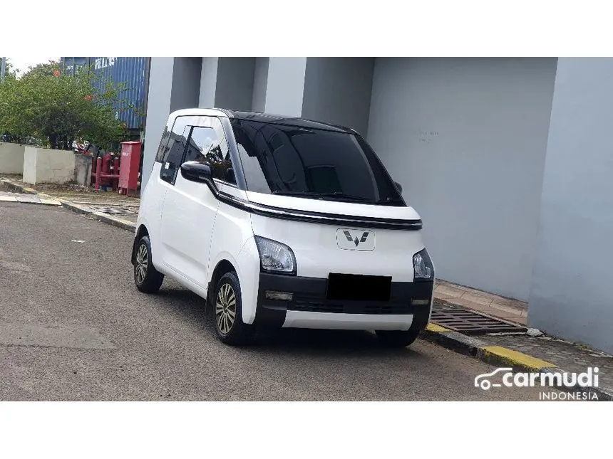 2023 Wuling Air EV Standard Range Hatchback