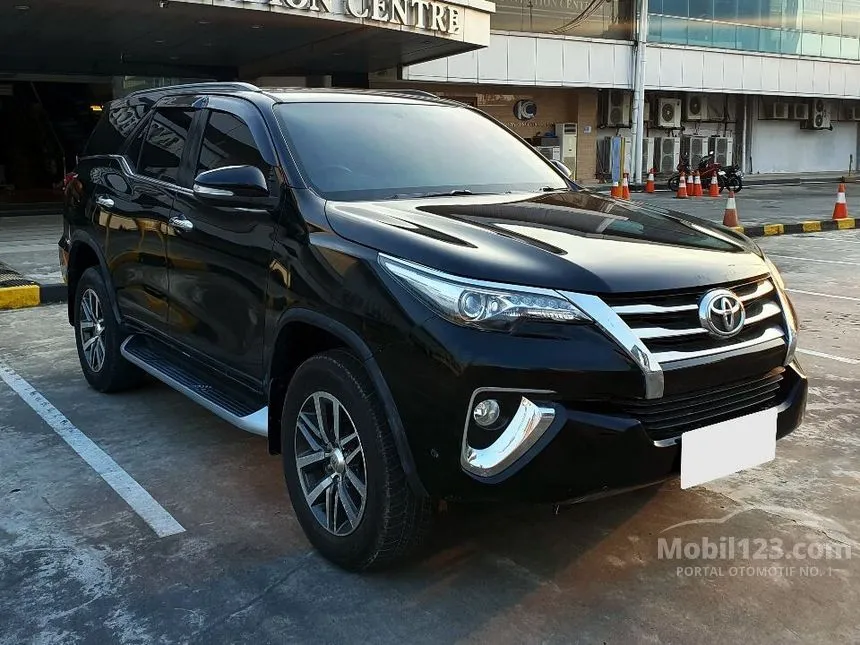 Jual Mobil Toyota Fortuner 2017 VRZ 2.4 di DKI Jakarta Automatic SUV Hitam Rp 360.000.000
