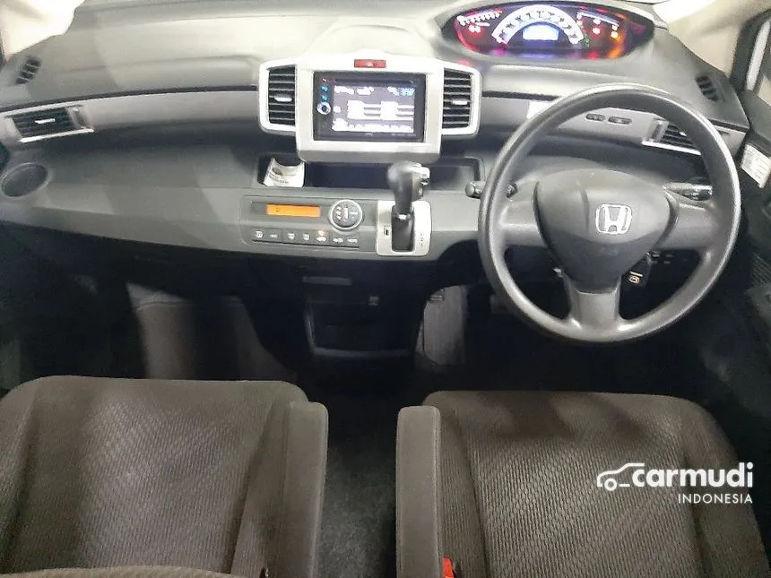 2013 Honda Freed E MPV