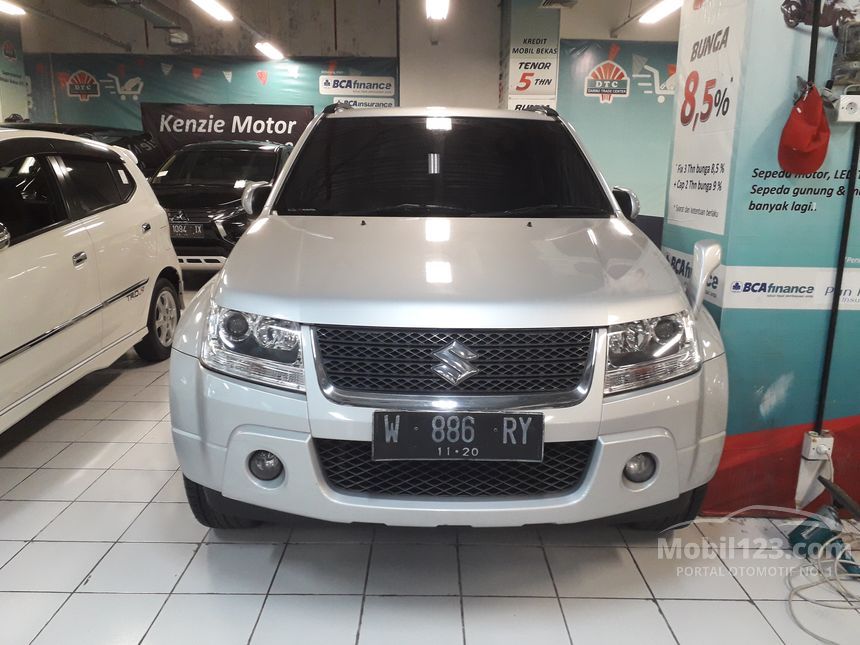 Jual Mobil  Suzuki  Grand  Vitara  2010  2 4 2 4 di Jawa Timur 