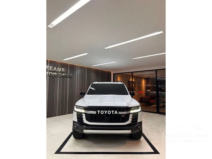 2024 Toyota Land Cruiser 300 GR-S SUV