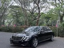 2017 Mercedes-Benz S400L 3.0 Exclusive AMG Line Sedan Black on Silk Beige Leather