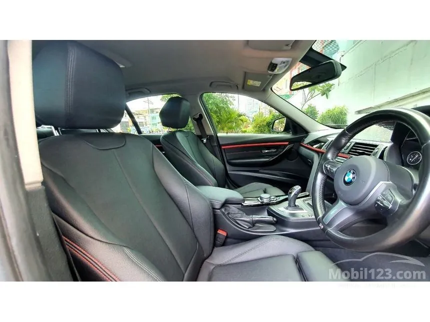 2017 BMW 320i M Sport Sedan