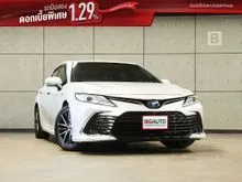 2023 Toyota CAMRY 2.5 (ปี 18-24) HEV Premium Luxury Sedan AT