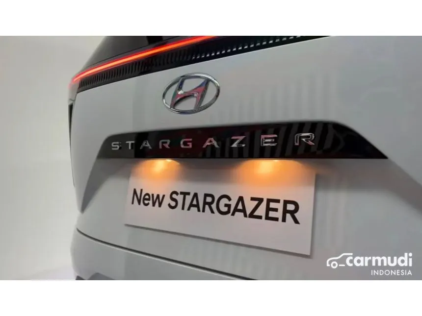 2024 Hyundai Stargazer Essential Wagon