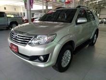 2012 Toyota Fortuner 2.7 (ปี 12-15) V SUV AT