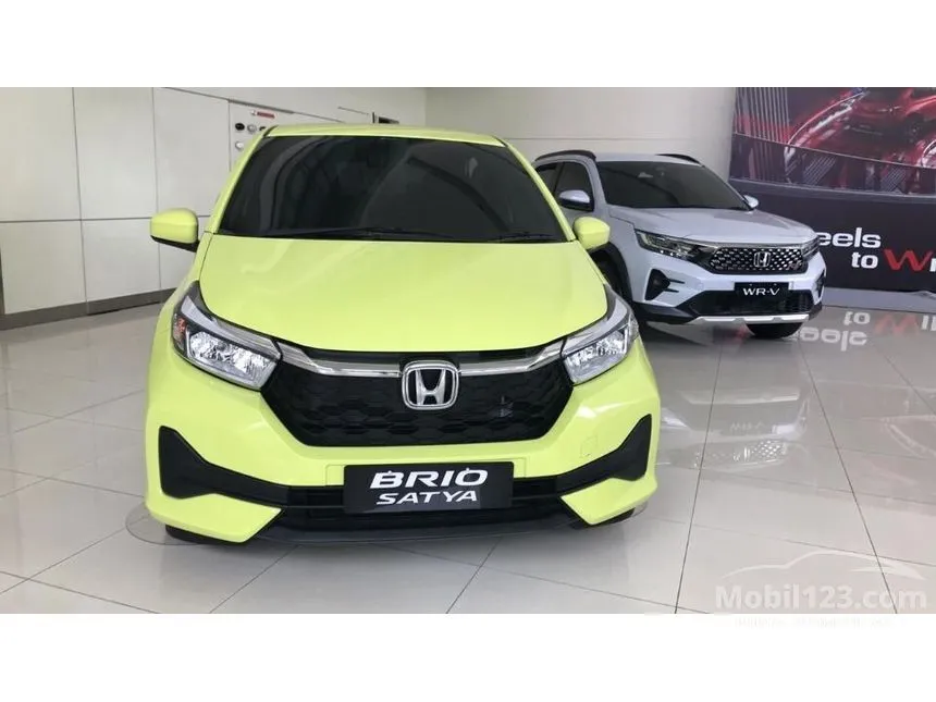Jual Mobil Honda Brio 2024 RS 1.2 di DKI Jakarta Automatic Hatchback Kuning Rp 172.300.000