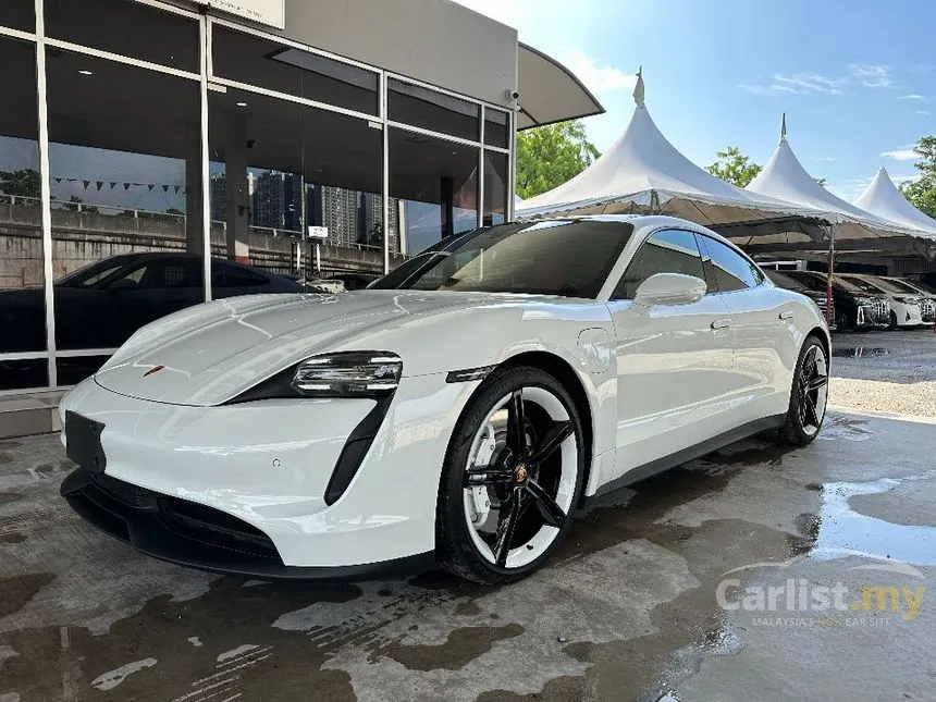 2021 Porsche Taycan 4S Sedan