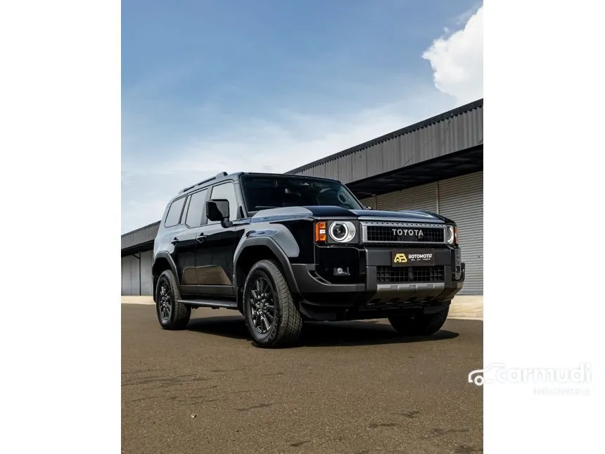 Jual Mobil Toyota Land Cruiser Prado 2025 VX 2.8 di DKI Jakarta Automatic SUV Hitam Rp 2.450.000.000
