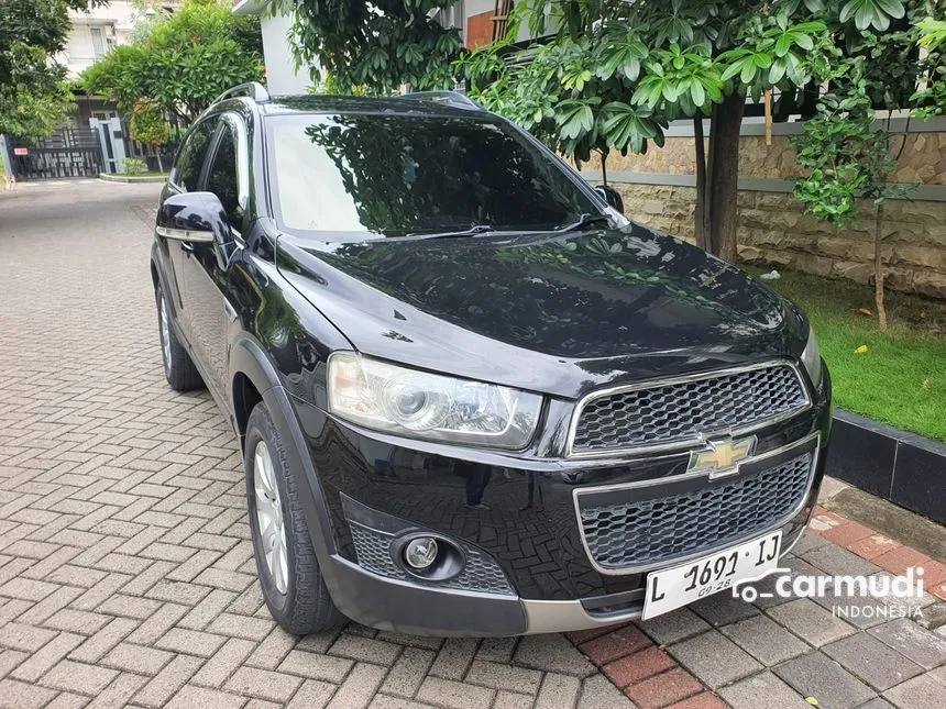 Jual Mobil Chevrolet Captiva 2013 Pearl White 2.0 di Jawa Timur Automatic SUV Hitam Rp 140.000.000