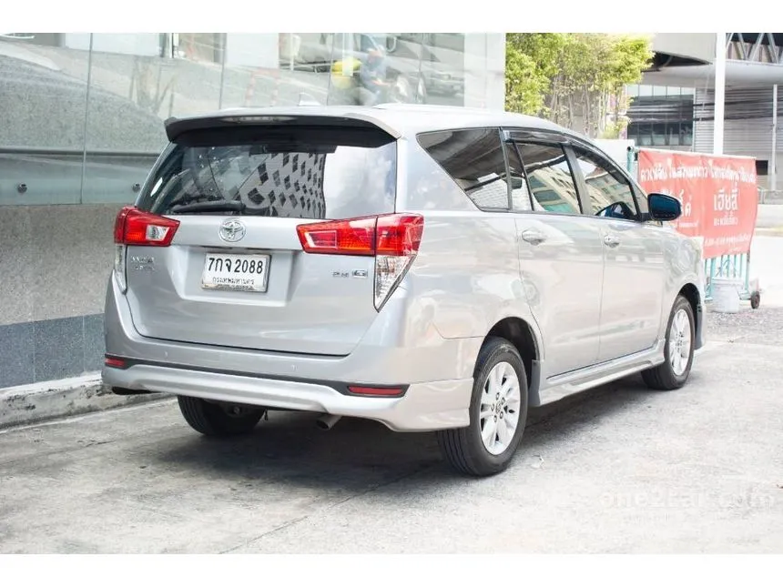 2018 Toyota INNOVA Crysta G Wagon
