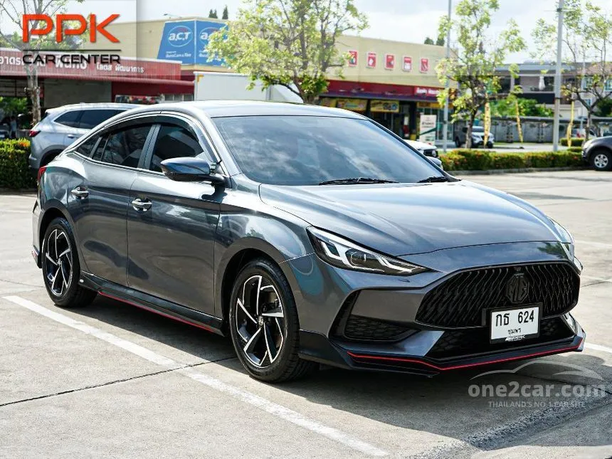 2022 MG MG5 X Sedan