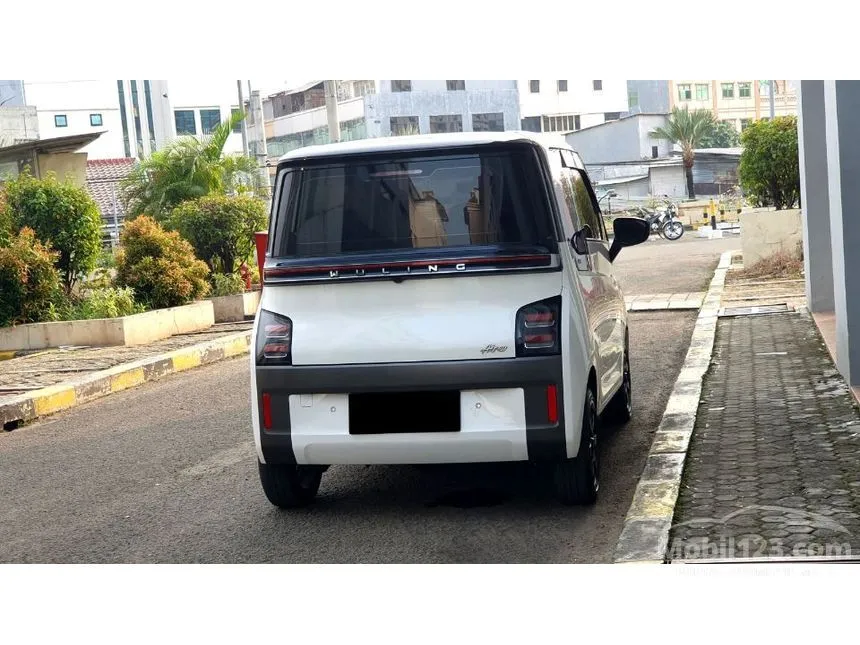 2023 Wuling Air EV Long Range Hatchback