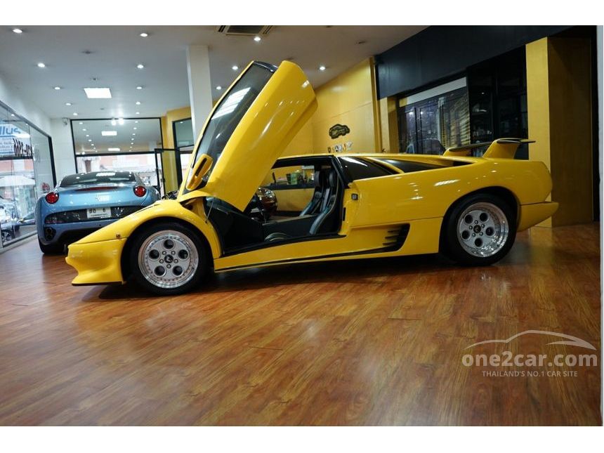 1998 Lamborghini Diablo VT Coupe