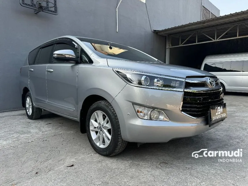 Jual Mobil Toyota Kijang Innova 2020 V 2.4 di Jawa Timur Automatic MPV Silver Rp 370.000.000