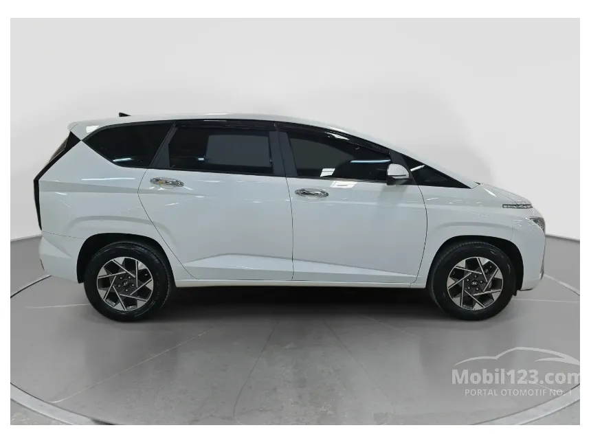 2022 Hyundai Stargazer Prime MPV