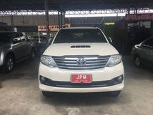 2012 Toyota Fortuner 3.0 (ปี 12-15) V SUV AT