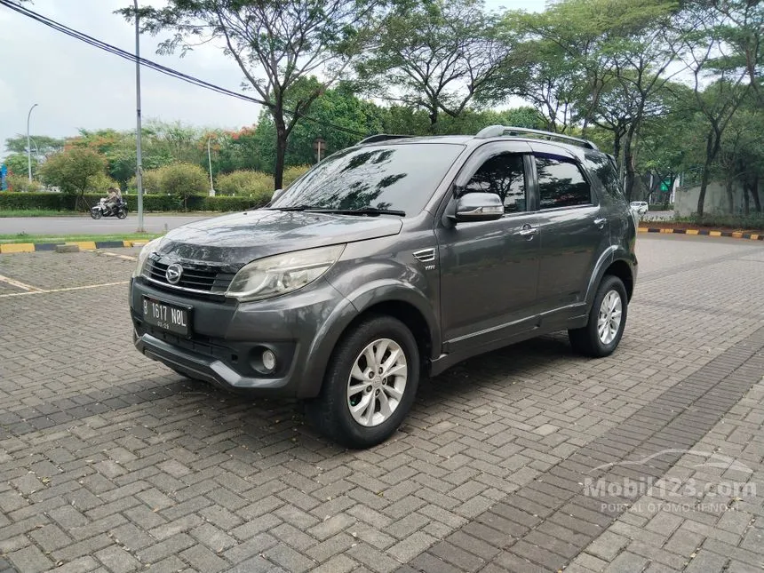 Jual Mobil Daihatsu Terios 2015 R 1.5 di Jawa Barat Automatic SUV Abu