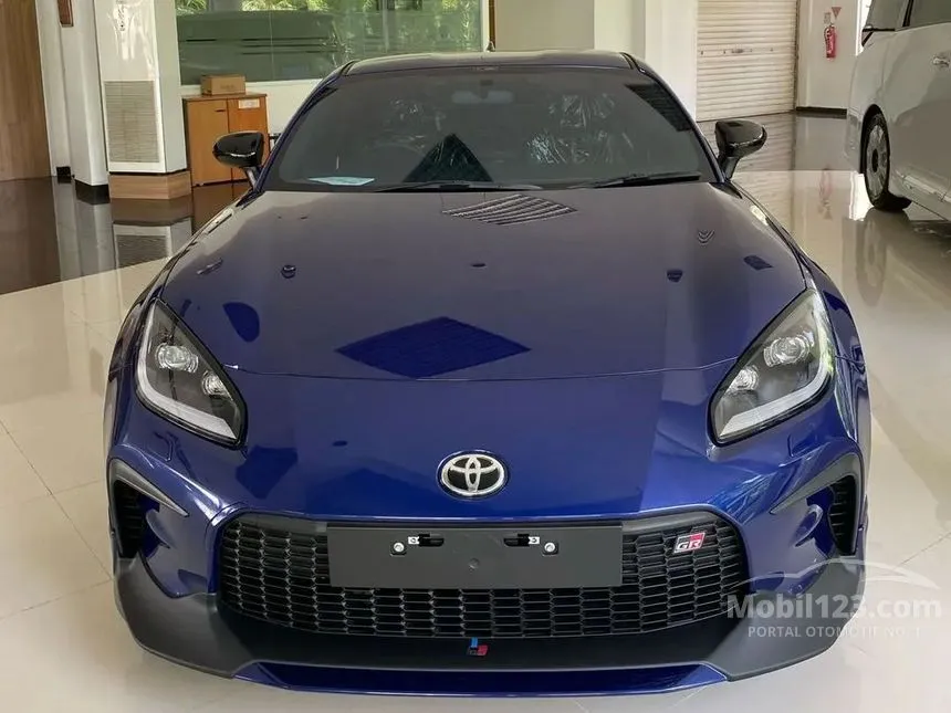 Jual Mobil Toyota GR 86 2024 2.4 di DKI Jakarta Automatic Coupe Biru Rp 850.000.000