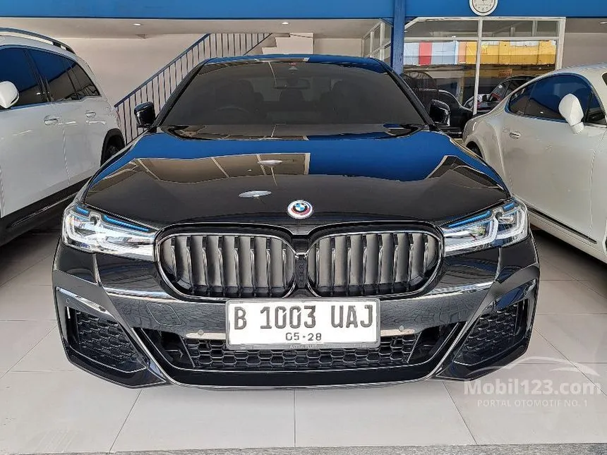 2023 BMW 520i M Sport Sedan
