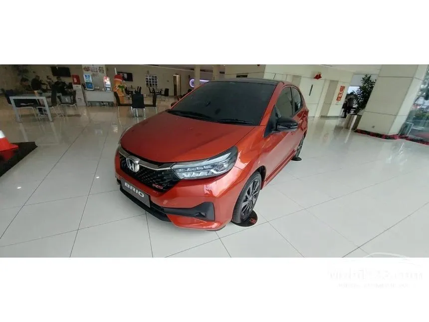 Jual Mobil Honda Brio 2023 RS 1.2 di Jawa Timur Manual Hatchback Orange Rp 227.100.000