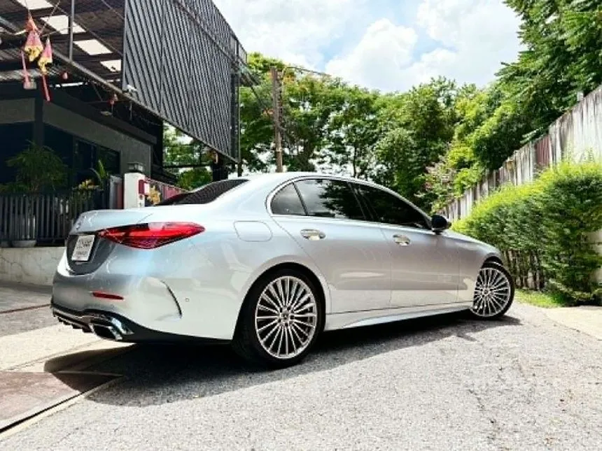 2022 Mercedes-Benz C220 d AMG Dynamic Sedan