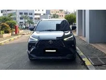 2023 Toyota Yaris Cross 1.5 S with GR Parts Aero Pkg SUV hitam km 35 ribuan pajak panjang