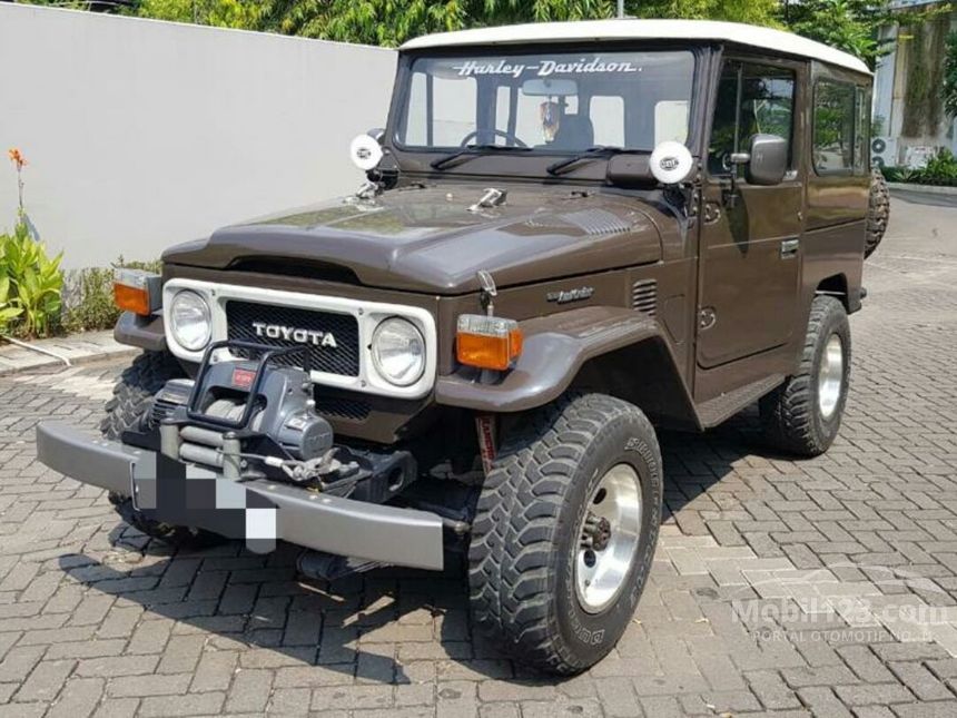 Jual Mobil  Toyota Land  Cruiser  1982 3 9 Manual 3 9 di DKI 