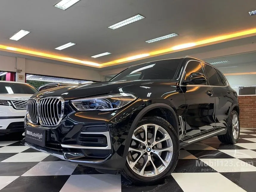 Jual Mobil BMW X5 2023 xDrive40i xLine 3.0 di DKI Jakarta Automatic SUV Hitam Rp 1.250.000.000