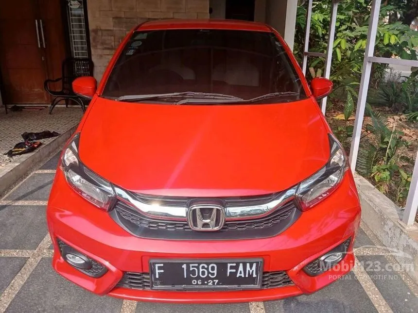 Jual Mobil Honda Brio 2022 E Satya 1.2 di Jawa Barat Manual Hatchback Merah Rp 144.000.000